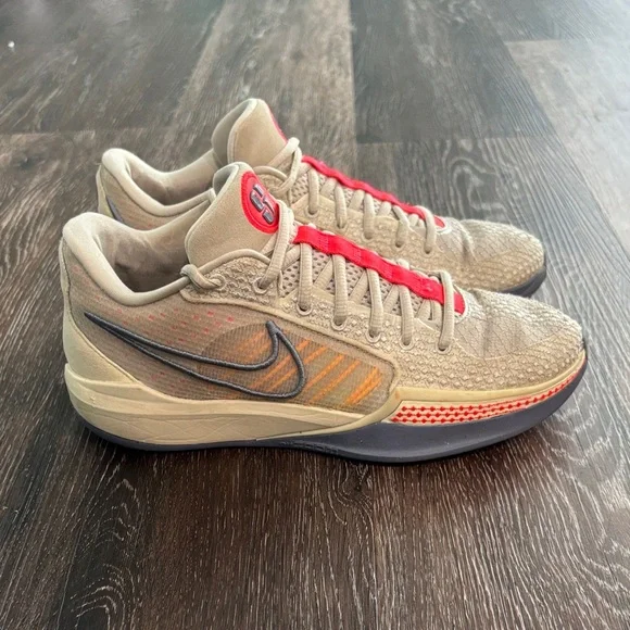 Sabrina 1 Nike Basketball Shoes - Picture 4 of 11